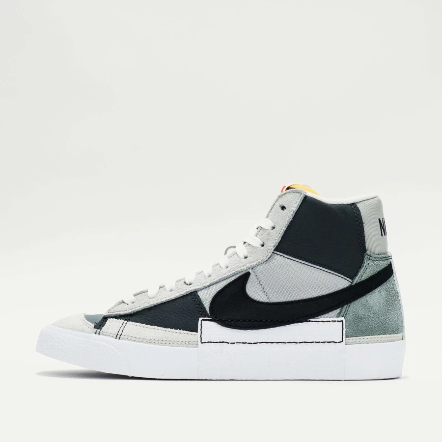 Nike Blazer Mid Pro Club Men's Sneakers in Light Smoke Grey/Black-Smoke Grey