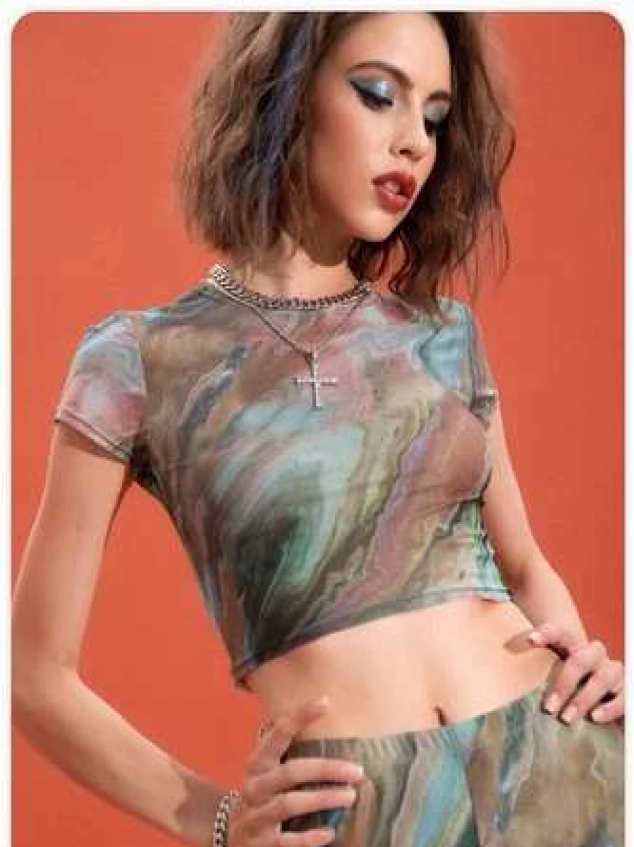 "Green Casual Top T-Shirt - Stylish & Comfortable Kollyy Tee"