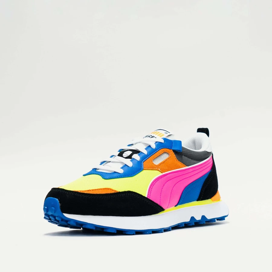 Puma Rider Future Vintage Sneakers in Lime Squeeze & Black - Retro Running Shoes