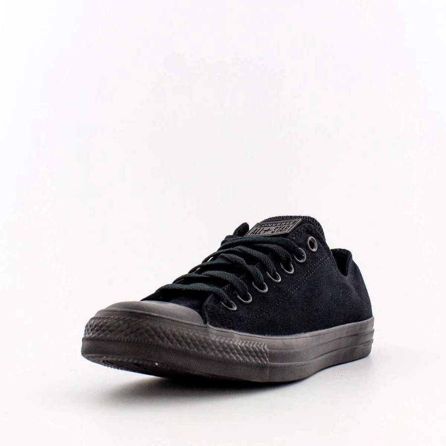 Converse Chuck Taylor Low Top Sneakers in Black - Classic Canvas Shoes for Men & Women