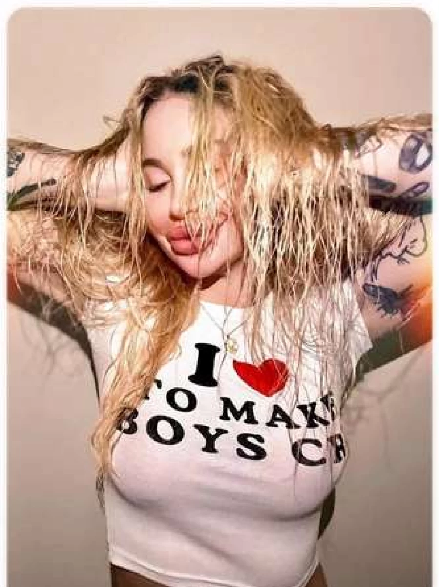 "Kollyy Street Style Letter Print Casual T-Shirt for Men and Women"