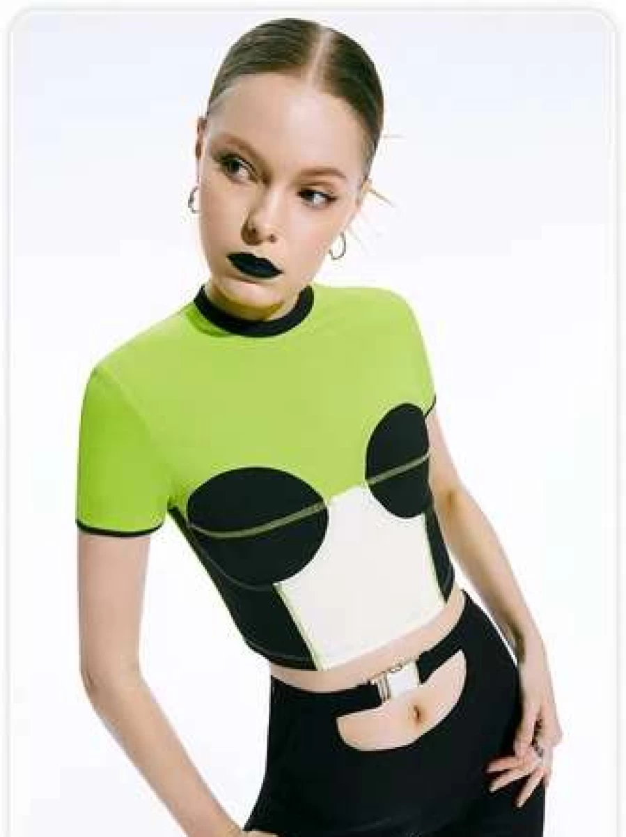 "Green Kollyy Top T-Shirt for Men & Women - Comfortable Cotton Casual Tee"