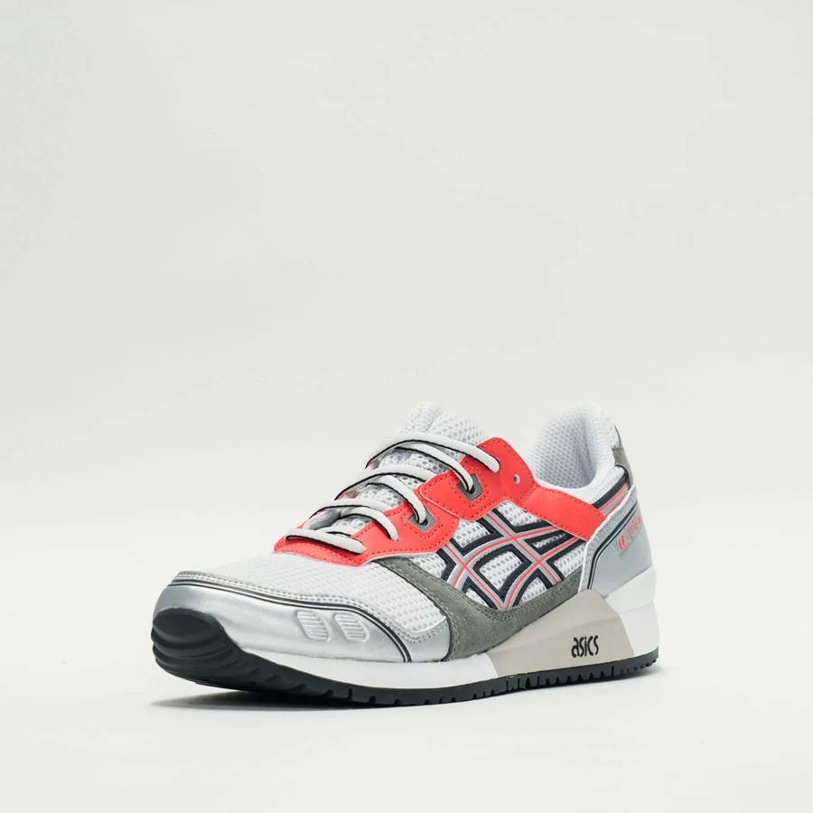 ASICS Gel-Lyte III OG Sneakers in White/Sienna - Retro Running Shoes for Men & Women